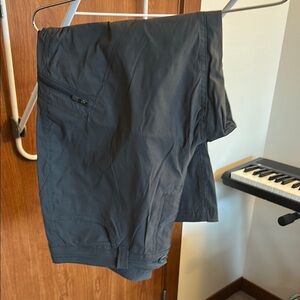 Eddie Bauer Black Capris Pants